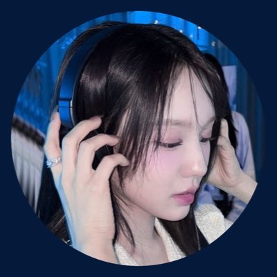 𝗲𝗅𝖾/𝖽𝖾𝗹𝗲 · ♡ · izna, illit, idle, aespa, allday, katseye. . .