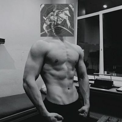 meesi7019's profile picture. بطل ملاكمه والعب حديد✌️