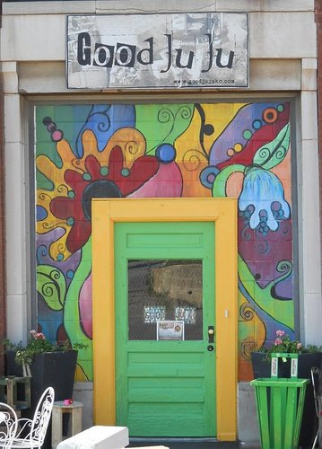 GoodJuJuKC's profile picture. Voted KC's #1 place to shop for antiques by Pitch Magazine (Best resale shop - Oct 2010) and 1st Friday Weekend antique sales are something to talk about.