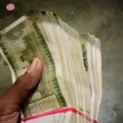 Get rich in all areas of life: Helping you grow & monetize quote pages • 200+ students, DM