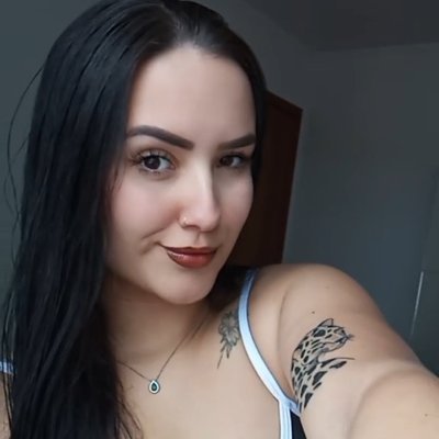 21 anos sendo gata e cansada