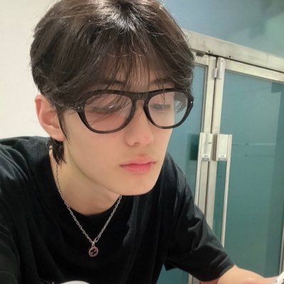 #JesBible #PondPhuwin #jeffsatur #에릭 #ERIC #HYUNJAE #현재 #JUYEON #주연 #THEBOYZ and MORE | #BL #manhwa #INTP