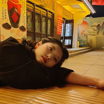 AprilYang_'s profile picture. 