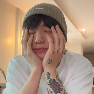 bts εїз ; ˚ ༘ jungkookkie ꒰ °🐰🥕💜✨꒱ magic shop svt ⸝⸝୨ৎ ;˚ ༘ jeonghannie ꒰ °🐰🥕🩵🩷✨꒱ campfire