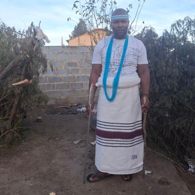 i'm only being myself.
iDyani yase 'Ntsane.
@KaizerChiefs⚽️.@ManchesterUnited ⚽️& @FCBarcelona ⚽️.
Pisces ♓.
I am not interested in any Trading schemes.