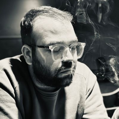 Johncofffee's profile picture. دارای سابقه‌ی خودکشی موفق