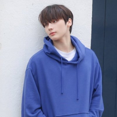 𝑳𝒊𝒗𝒊𝒏𝒈 𝒊𝒏 𝒎𝒐𝒂𝒗𝒊𝒍𝒍𝒆 𝒔𝒊𝒏𝒄𝒆 2019 @TXT_members 🦊🐰🐻🐿🐧 𝙃𝙞𝙮𝙮𝙞𝙝𝙡𝙞𝙜𝙝𝙩 🦁 15-02-25 txt first daesang