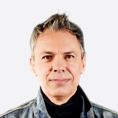 Zastępca red. nacz. portalu https://t.co/bV9ghrJFaY. Fan latania. Audiofil. Winylofil. ESG i CSR. Autor talk-show muzotok. Bydgoszcz, Warszawa. Polska Press.