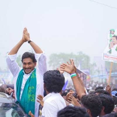 KChandu50403720's profile picture. only postive  ❤️‍🩹💙
Jagan 2.O🤙✊🌪️⏳
