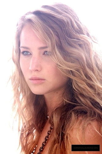 KatnippEverdeen's profile picture. What a shame we all became such fragile, broken things.
A memory remains just a tiny spark.
I give it all my oxygen,
to let the flames begin..{RP}