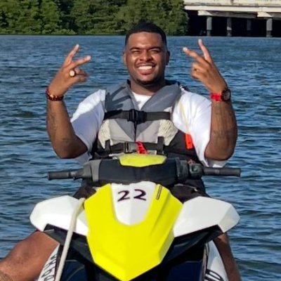 dontfollowpat's profile picture. Turning ideas into invoices. Building @StartupStartupX