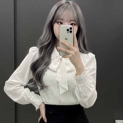 日本人と韓国人のハーフです
どちらかといえば日本人/ 本名は普通の日本名です
韓国語の方が苦手笑/楽しそうな方を選択する人生にします!