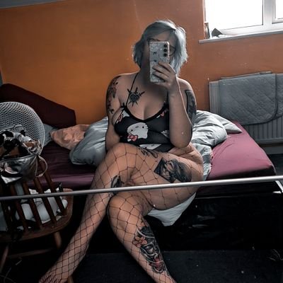 slcxmpbell's profile picture. Onlyfans content creator 
dont be a dick.