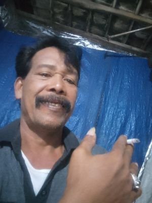 Samsol870375's profile picture. Salbut