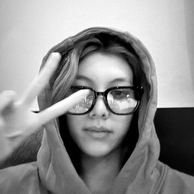 reallir00's profile picture. 
