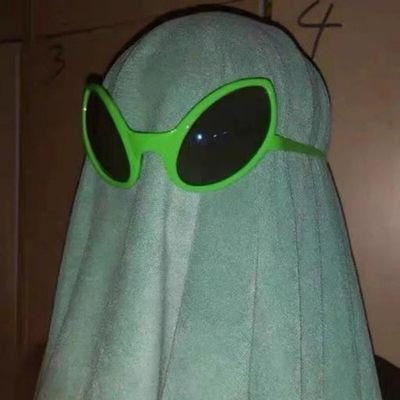 peoleongby71112's profile picture. 외향인 집순이 | 편식쟁이 | 목표 히키코모리 벗어나기 | 카페 · 외국 음식 뿌시기 챌린지 | 좋은 아이템 손민수 | 그래서 알티 많음