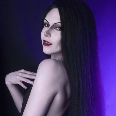 Можно просто Хтонь🦇Косплей и щитпост💀 Жду, чтобы выйти замуж за Лань Сичэня. Планирую переехать на пмж в дырку от пододеяльника.