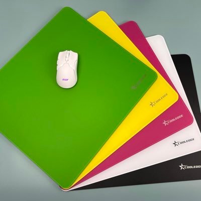 Focus on the manufacture of glass mouse pad, glass mouse pad source factory, support OEM, customize various sizes and patterns, welcome to cooperate