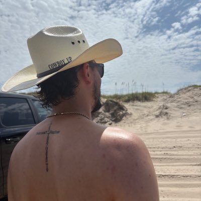 A_yala44's profile picture. Cowboy up 🤠 Just living my dreams