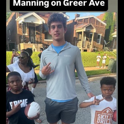 JonahW24's profile picture. Glass Snapple Bottle Advocate | Taco Aficionado