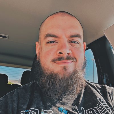 Full Time Retail Manager || Occasional Twitch Affiliate
