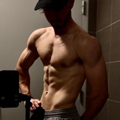 🇨🇦 Content Creator • NASM Certified PT/Fitness Advisor • 800k+ Following || Business: cobbleforbusiness@gmail.com or DM
