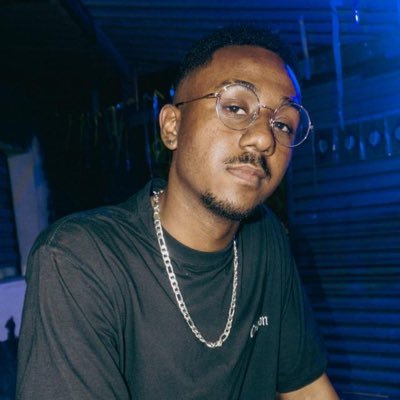 Tchinchila's profile picture. Bardo na Alma Padroeiro do pagode Mestre afundado após 10 anos de Lol