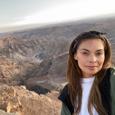 The one and only 💋 world traveling entrepreneur 🦋 Explore my latest projects and links 👇🏻