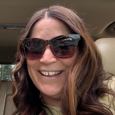 InsatiableGreta's profile picture. Think deeply Speak gently Love much Laugh alot Work Hard Give freely BE KIND paralegal DSP Mother Oldie English Bulldog Ebay Etsy Rockstar TreeHugger UFC Hockey