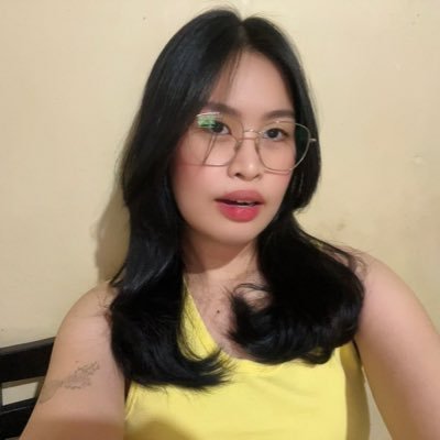 felicianozie_'s profile picture. i dont need no help, i can sabotage me by myself