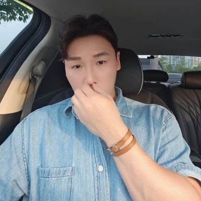 DClint151513's profile picture. Stock & Crypto Investor based in South Korea🇰🇷