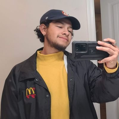 ItsAsapDam's profile picture. 23 , I just draw on my phone and post