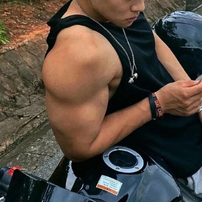 sokorobe1983's profile picture. 45码臭脚1S！原味博主！粗口博主！