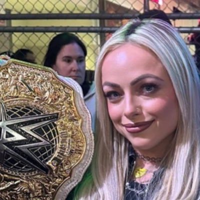 livm07066's profile picture. 