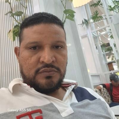 MENDOZAANDRE's profile picture. Nunca te rindas a veces la ultima llave es la que abre la puerta. BarcelonaSC💛