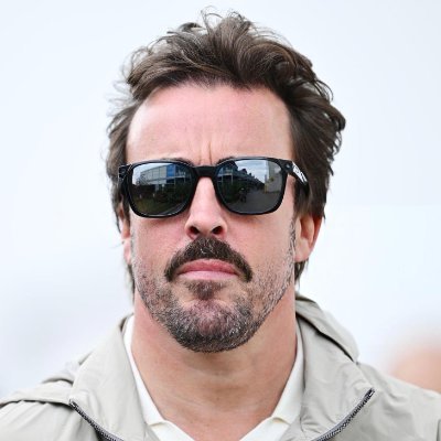 yswlimm's profile picture. 