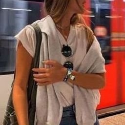 Yxaoona843337's profile picture. 