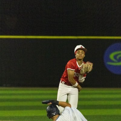 @southeastsox 2026 MIF 5’8 160 lbs 3.6 gpa 1170 sat 95 ev 6.8 60 nicolaseddings@gmail.com phone 6234285946 IG nicolas_eddings11