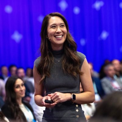 Product Marketer at @Salesforce. Passionate about marketing, technology, traveling, the outdoors, music, dance & great food.