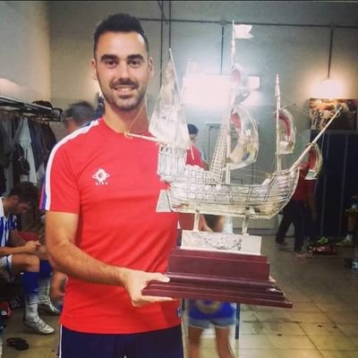 PF
| Antes: @cfpozuelo
@ADComplutense
@cd_san_fernando
@CDMostoles
@recreoficial | Doctor CC Deporte | Máster PF y Readaptación Lesiones |
Huelva💚 Madrid🏠