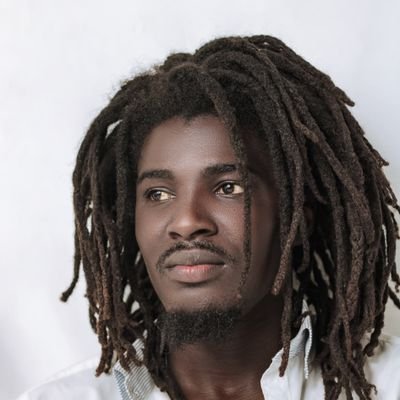 Photographe Professionnel |Portrait Photographer| Street Photographer| Digital Creator