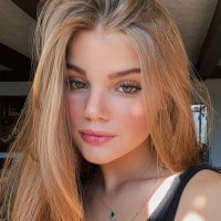 Sheena (@d_mi1l) 's Twitter Profile