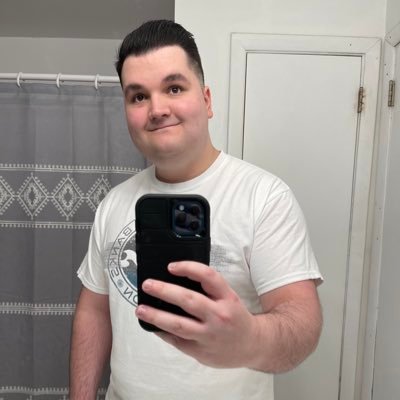 DanielM5876's profile picture. 