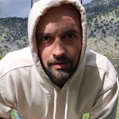 kerem_snmz's profile picture. Engel olamazsın ki.