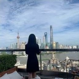 Tririe9718300's profile picture. 