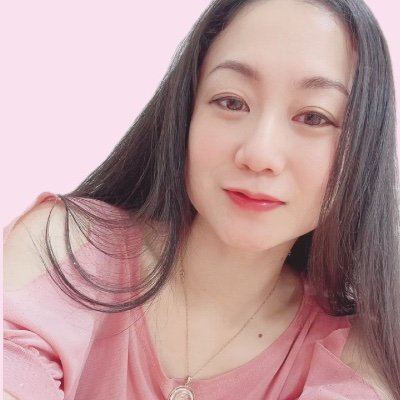 Salijp's profile picture. キレイな女性でいたい！身体の内側から軸を整える専門家｜ひとりでも簡単にできる踊りを投稿します💃｜ダンス指導歴20年で1万人が受講｜筑波大学で共同研究｜Tilta Oriental Dance代表 ▶︎ 整え方のヒント「心と身体を整える新習慣」オープンチャットでもお話ししています🌿