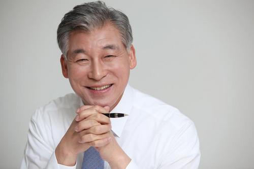 안녕하십니까. 김근태입니다. 부여, 청양. 더 나아가 우리 농촌, 나라를 살리기위해 최선을다해 노력하고 실천하는 사람이되겠습니다.