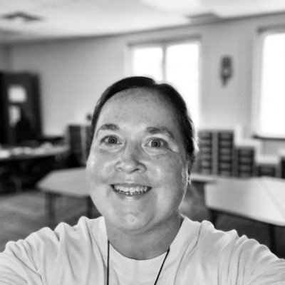 AshleyClar62121's profile picture. 