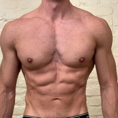 Versatile and fit. Everything from dom-top to sub-bottom. 6’2”. 185lbs.