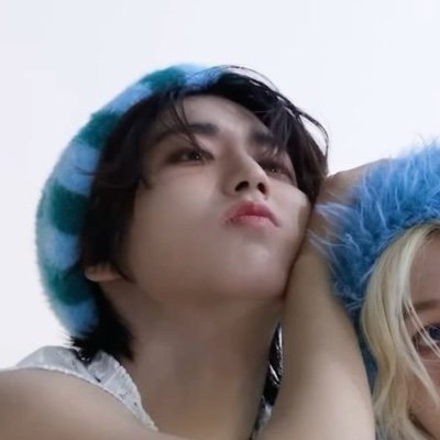 slynharu's profile picture. ele/a